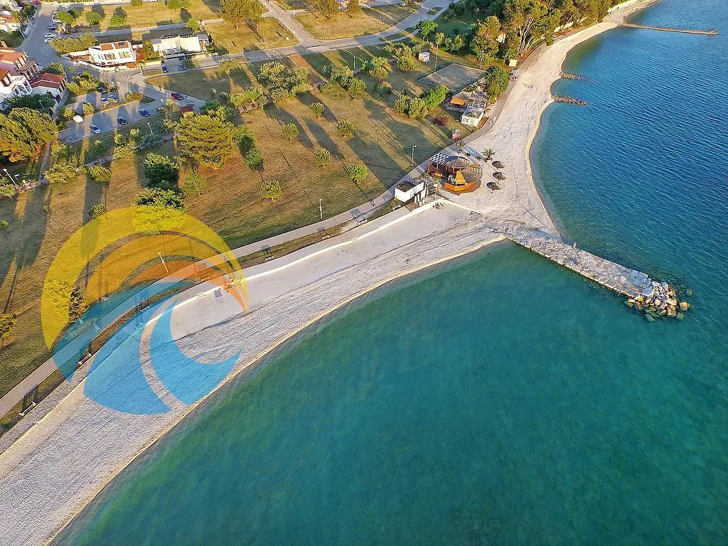 Apartment With 4 Bedrooms 446 Fazana 0*,  Croatia